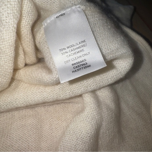 Halogen Cashmere Blend Sweater in Cream - Picture 3 of 3